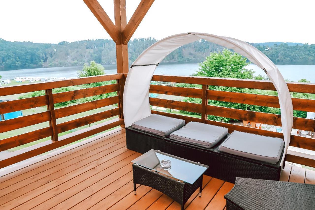 Chaty A Apartmany Hracholusky Kemp Kosatka Pnovany Exterior photo